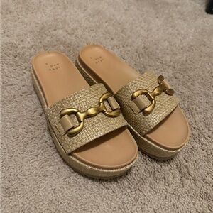 Target a new day Agnes sandals